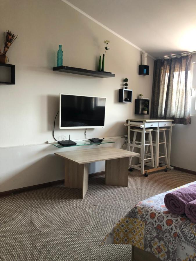 Attic Studio Apartment Sofia Luaran gambar