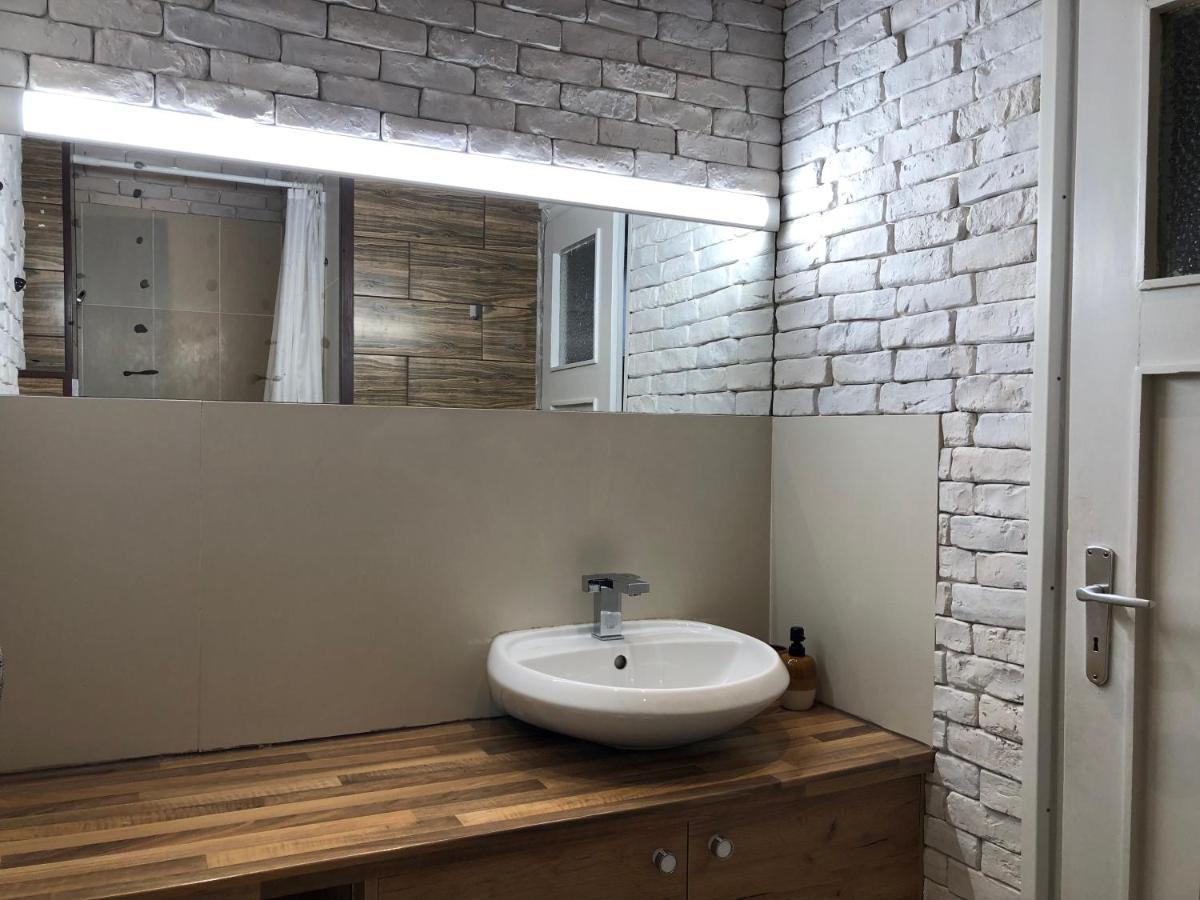 Attic Studio Apartment Sofia Luaran gambar